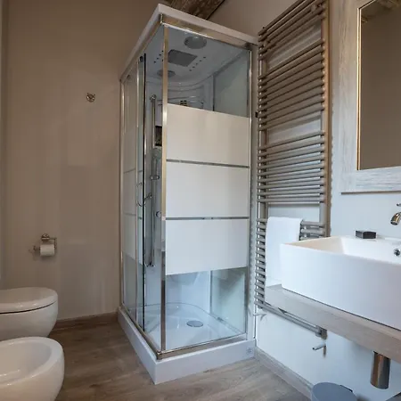 Campiglioni Alloggio per agriturismo *