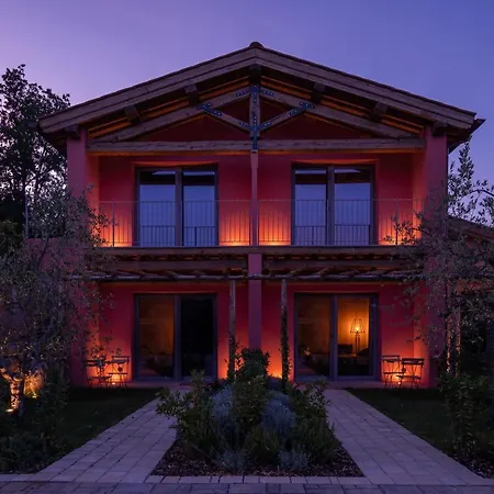 Campiglioni Alloggio per agriturismo *